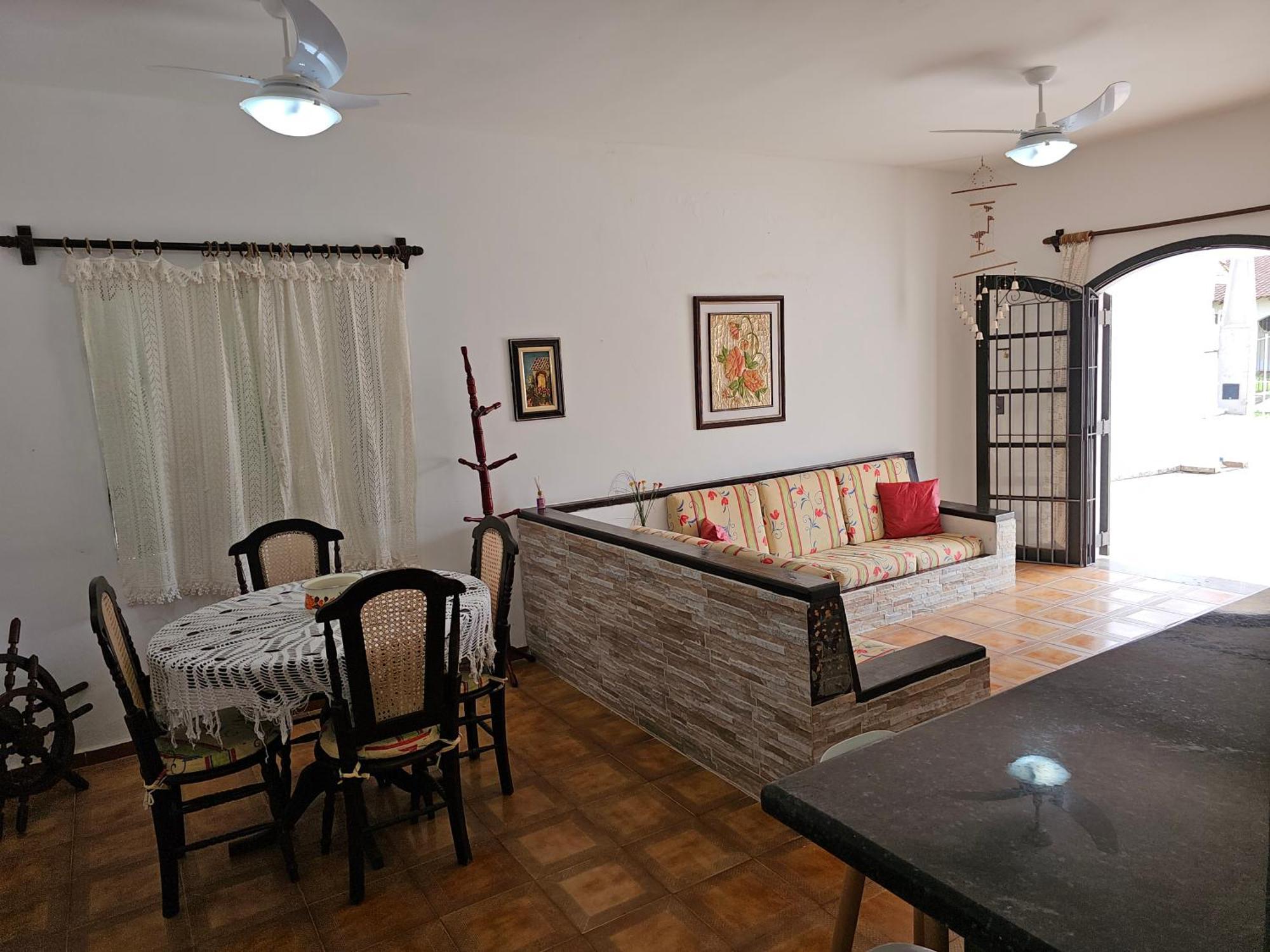 Casa Maravilhosa E Ampla Pe Na Areia Com Piscina, Area Gourmet Com Churrasqueira Em Deck Coberto Frente A Piscina, 4 Quartos Confortaveis E Espacosos, Sendo 2 Suites, Cozinha Americana E Sala De Jantar, Ampla Garagem Para 6 Carros - Mercado Na Rua Da Praia Grande  Exteriör bild
