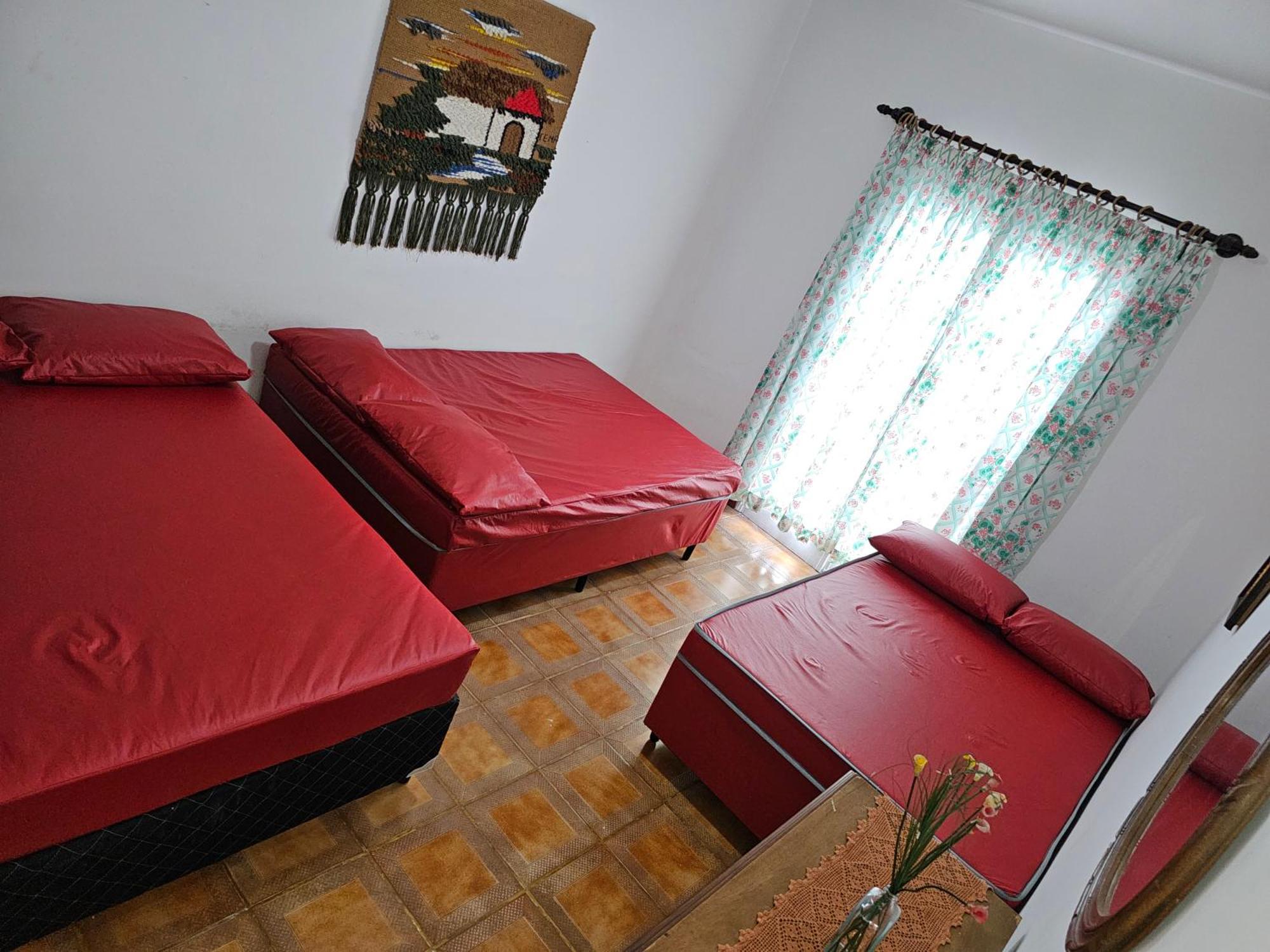 Casa Maravilhosa E Ampla Pe Na Areia Com Piscina, Area Gourmet Com Churrasqueira Em Deck Coberto Frente A Piscina, 4 Quartos Confortaveis E Espacosos, Sendo 2 Suites, Cozinha Americana E Sala De Jantar, Ampla Garagem Para 6 Carros - Mercado Na Rua Da Praia Grande  Exteriör bild