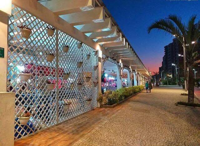 Casa Maravilhosa E Ampla Pe Na Areia Com Piscina, Area Gourmet Com Churrasqueira Em Deck Coberto Frente A Piscina, 4 Quartos Confortaveis E Espacosos, Sendo 2 Suites, Cozinha Americana E Sala De Jantar, Ampla Garagem Para 6 Carros - Mercado Na Rua Da Praia Grande  Exteriör bild